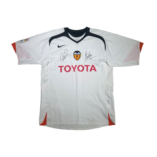 Camiseta de fútbol Nike Valencia CF temporada 2003-2004 home kit firmada por Santiago Cañizares y Miguel Ángel Ferrer “Mista” - L - Palancia Retro