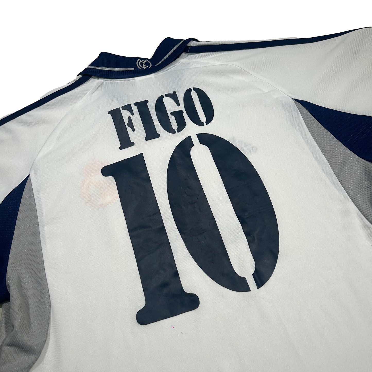 Camiseta de fútbol Adidas Real Madrid CF temporada 2000-2001 home kit dorsal 10 y firmada por Luis Figo - L